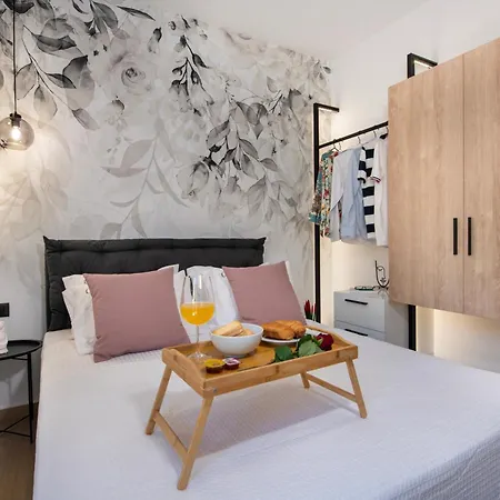Alpha Apartment