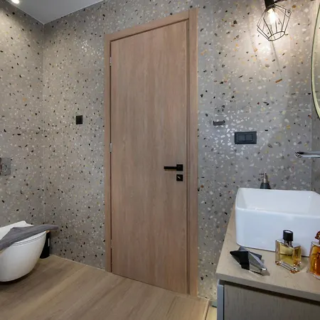 Apartment Alpha